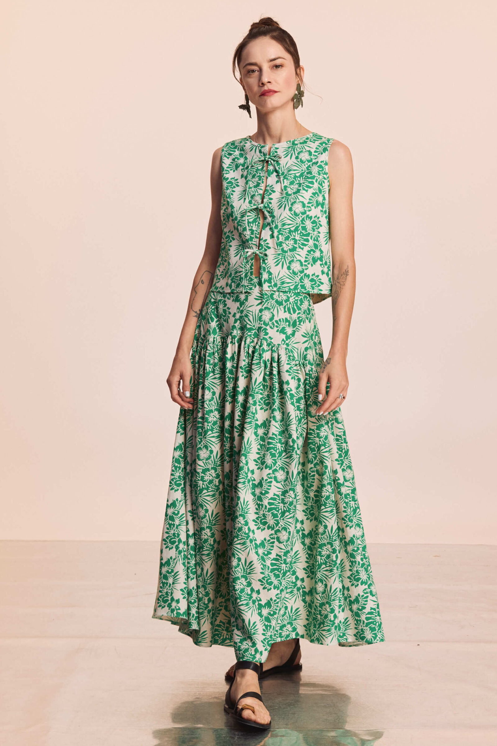 Culoare: Ivoriu/ Flori verde crud