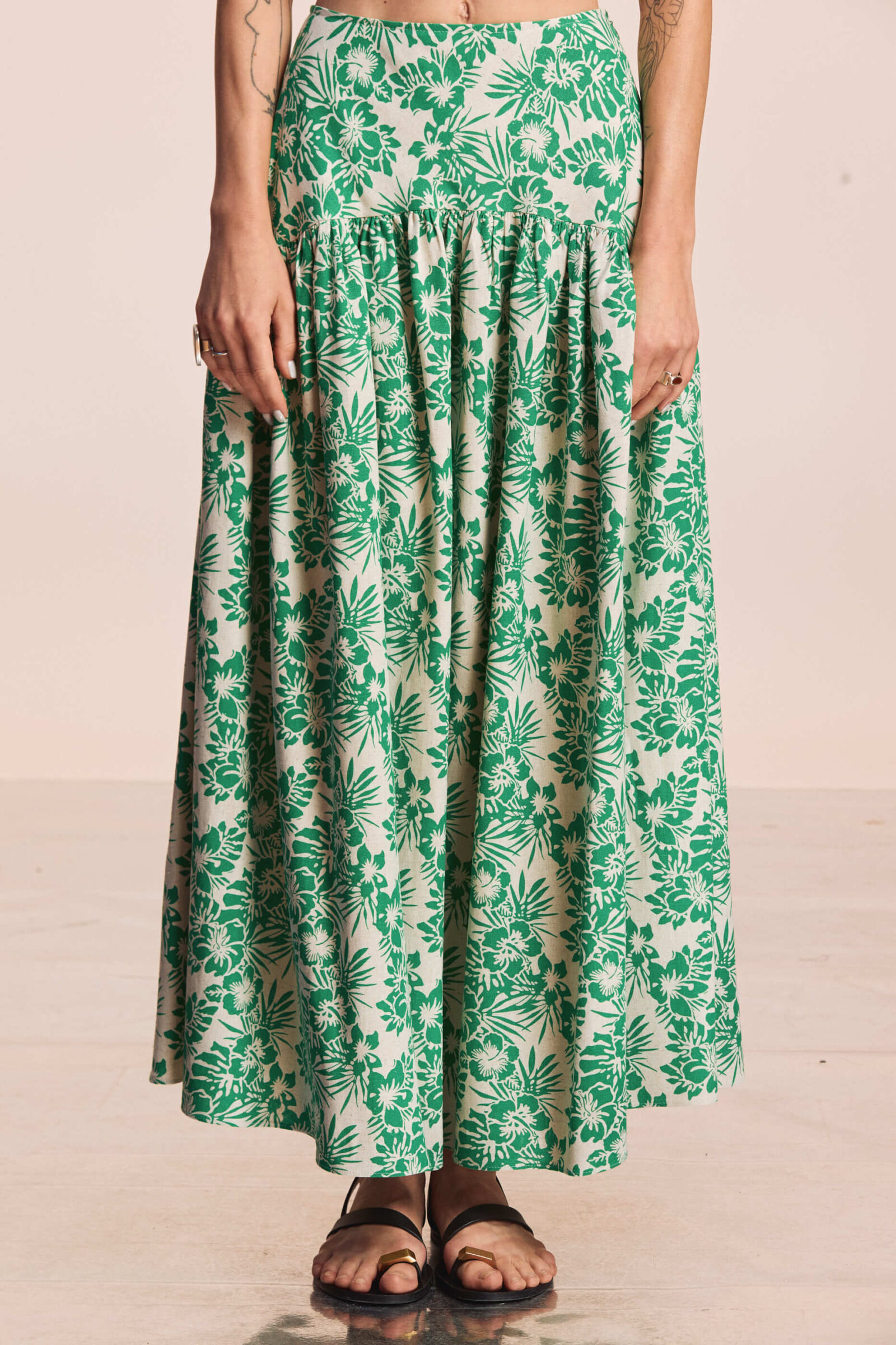 Culoare: Ivoriu/ Flori verde crud