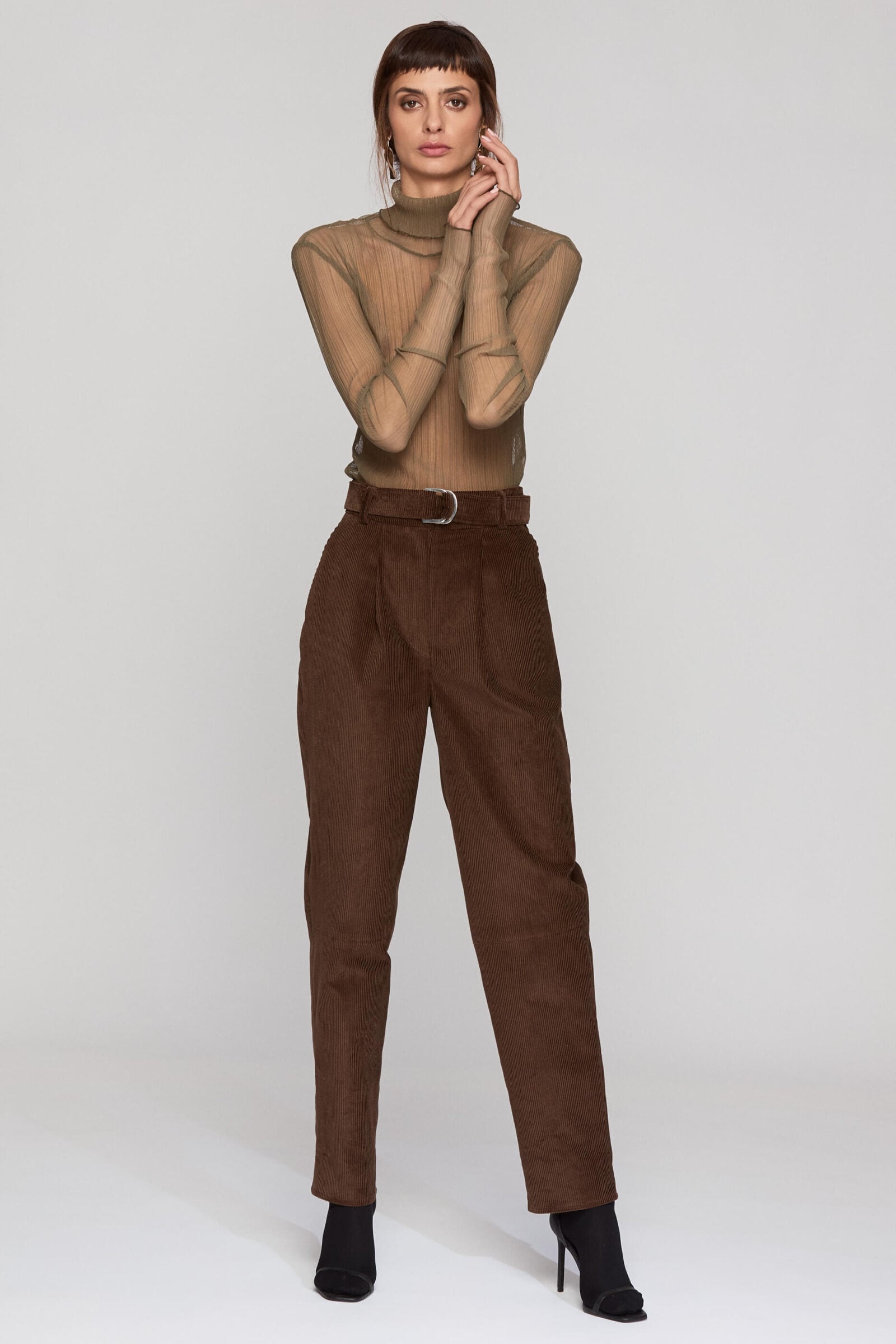 Pantaloni Conici Din Catifea Reiata De Bumbac "Anais"