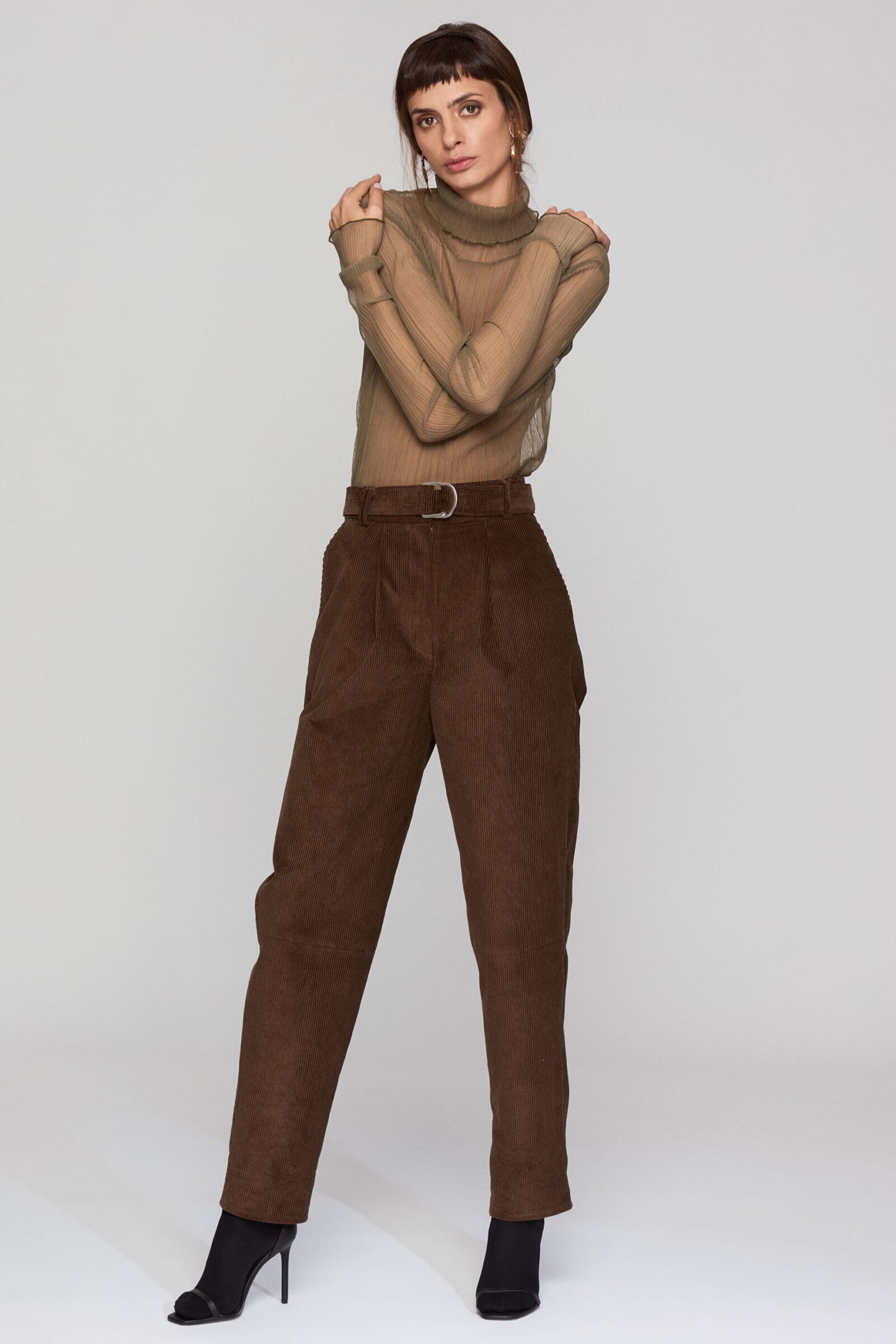 Pantaloni Conici Din Catifea Reiata De Bumbac "Anais"