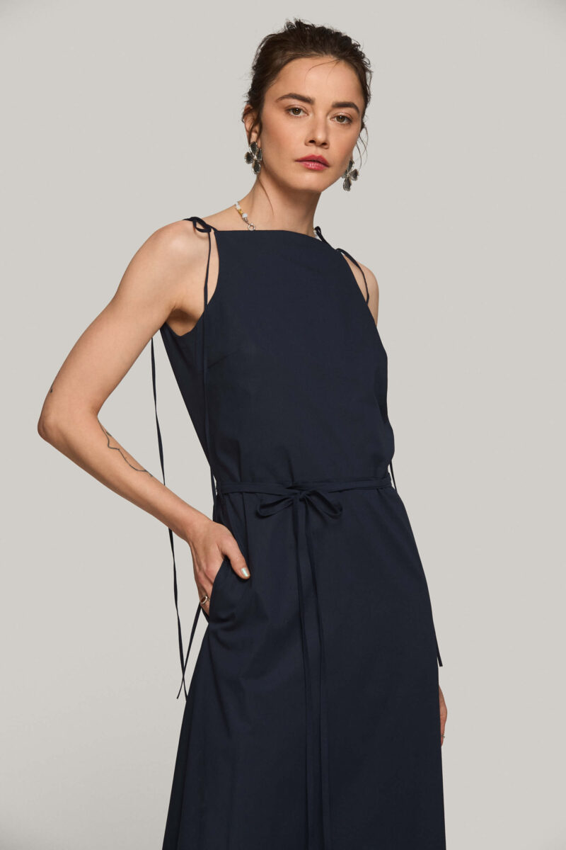 Rochie Din Bumbac Cu Spatele Gol "Soraya"